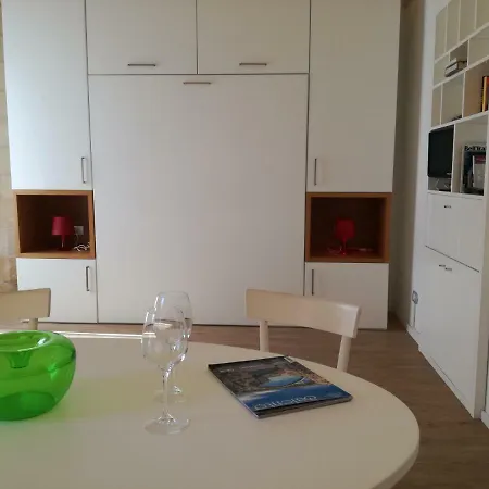 Appartement Goodstay Al 14 *